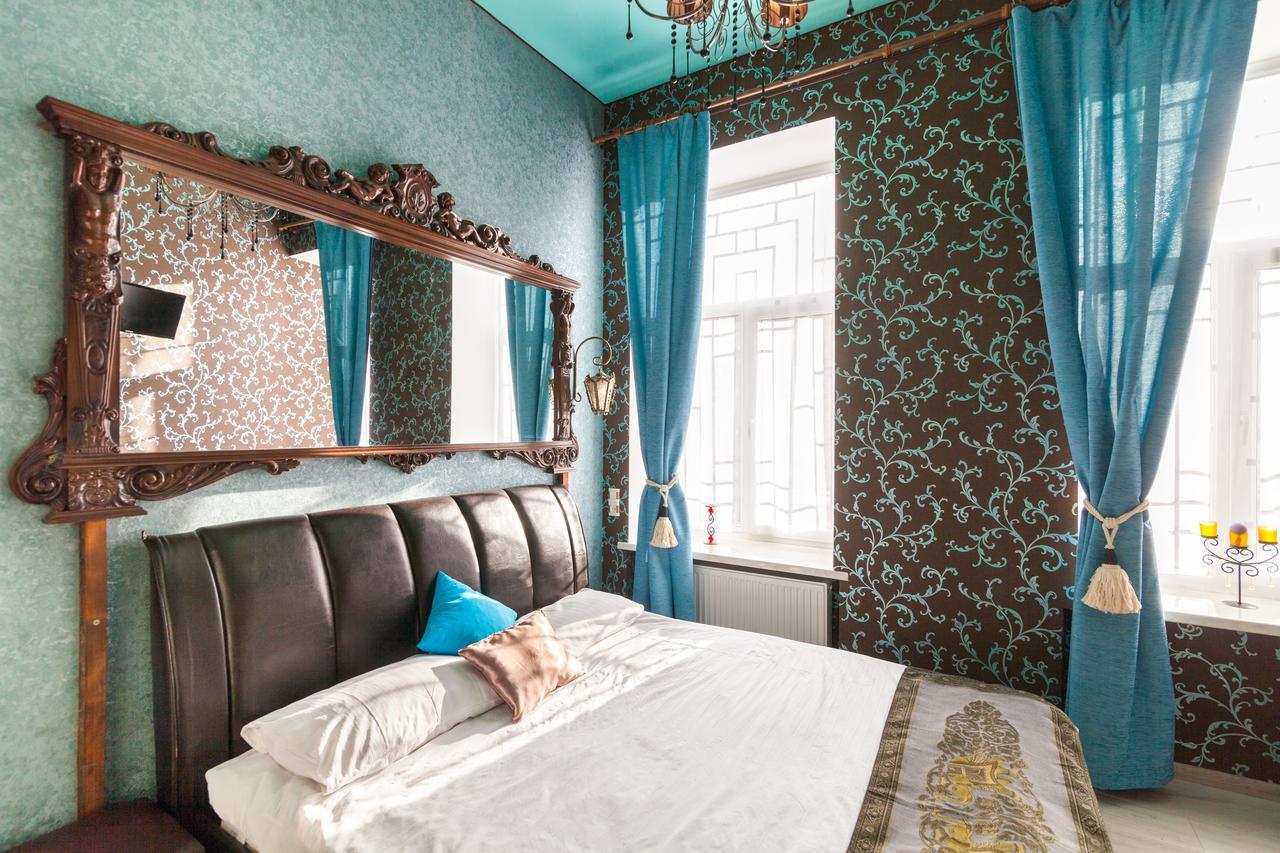 Austrian Leopolli Near Railway Station Apartment